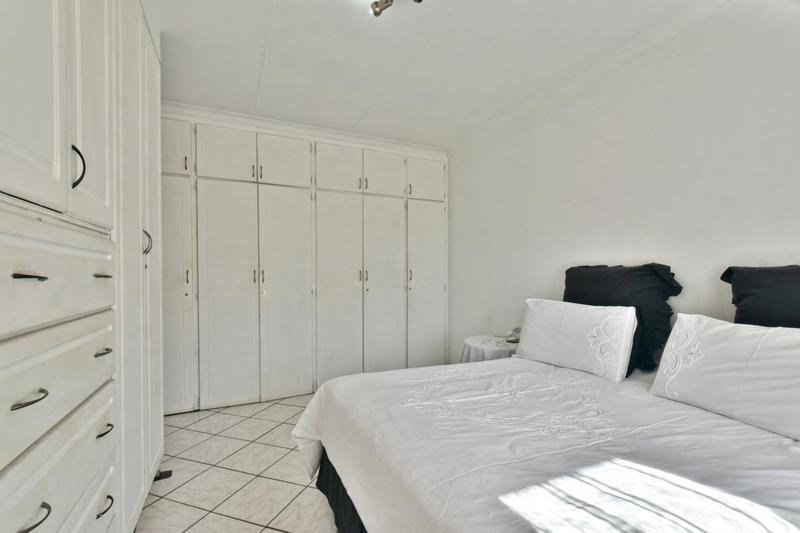 4 Bedroom Property for Sale in Brackenhurst Gauteng