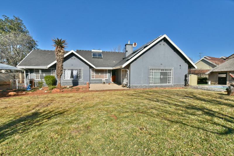 3 Bedroom Property for Sale in Parkdene Gauteng