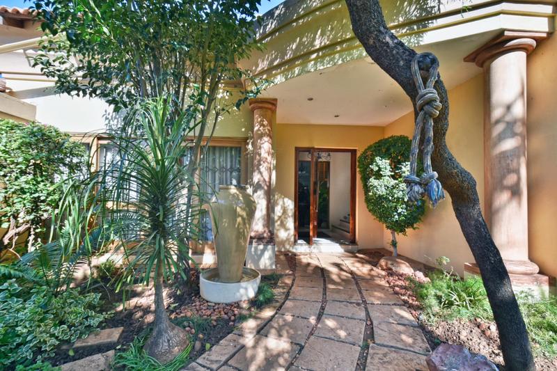 4 Bedroom Property for Sale in Glenvista Gauteng