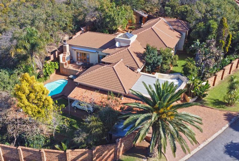 4 Bedroom Property for Sale in Glenvista Gauteng