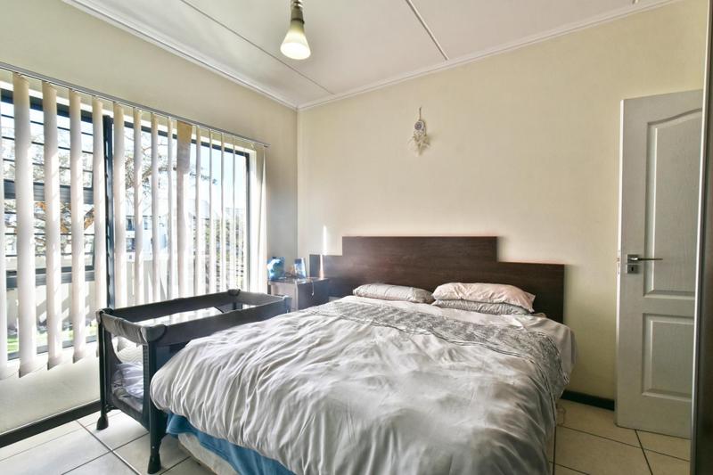 3 Bedroom Property for Sale in Oakdene Gauteng