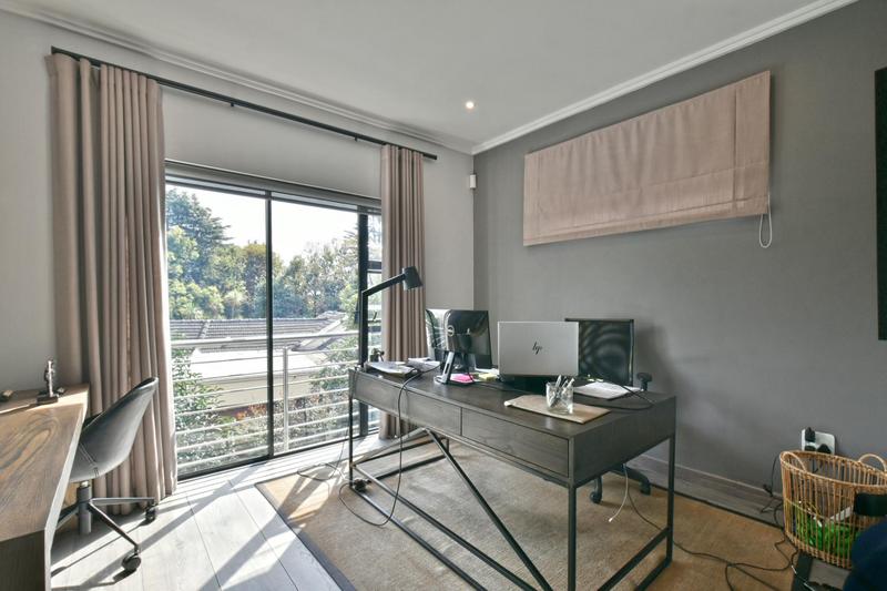 3 Bedroom Property for Sale in Bryanston Gauteng