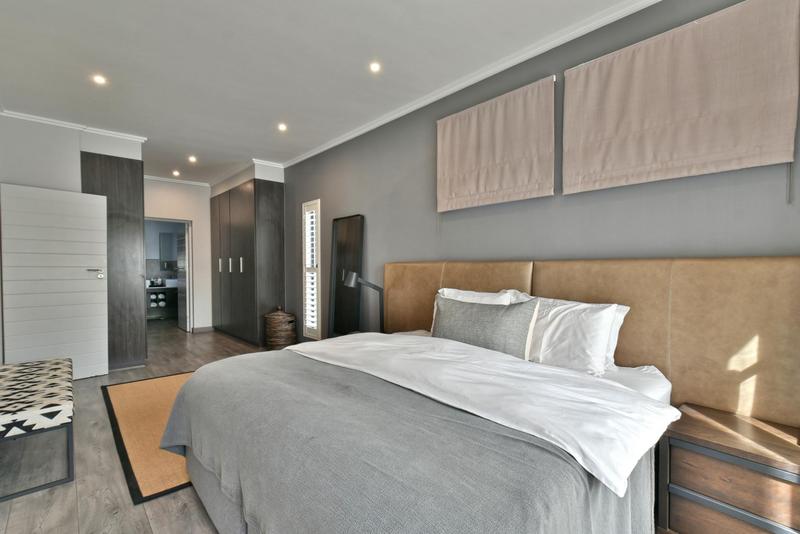 3 Bedroom Property for Sale in Bryanston Gauteng