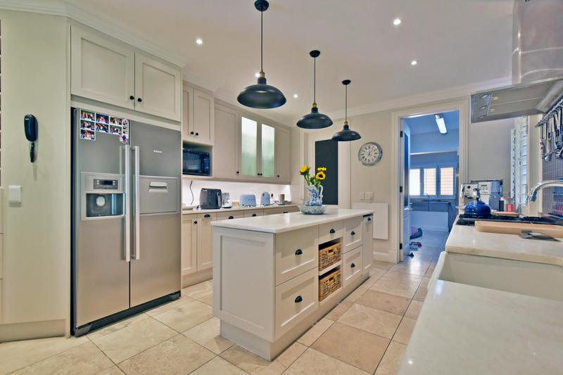 5 Bedroom Property for Sale in Sandhurst Gauteng
