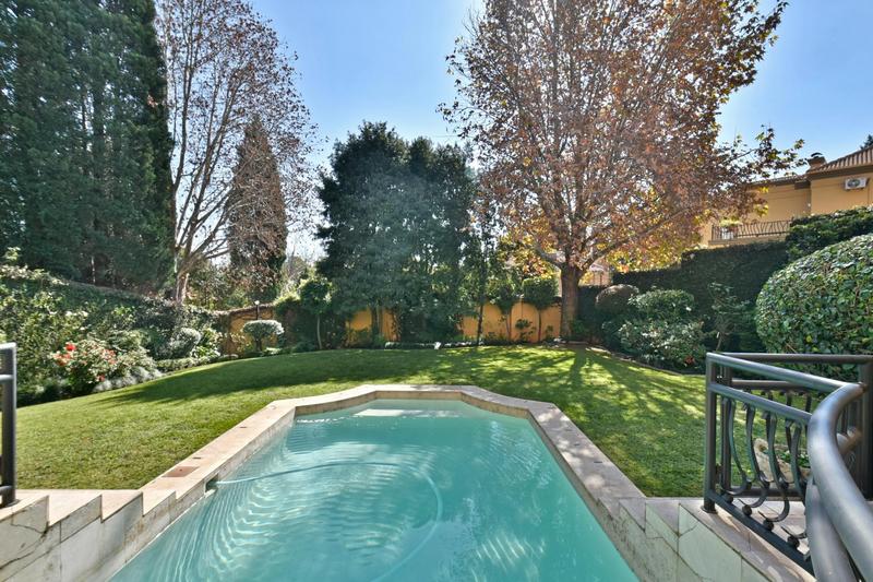 5 Bedroom Property for Sale in Sandhurst Gauteng