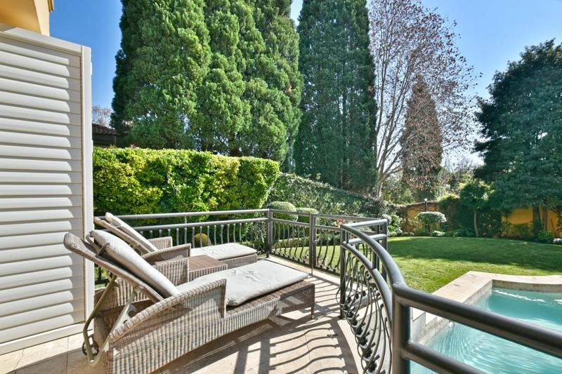5 Bedroom Property for Sale in Sandhurst Gauteng
