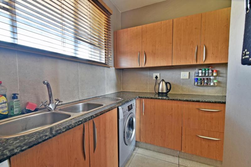 2 Bedroom Property for Sale in Sandton Central Gauteng