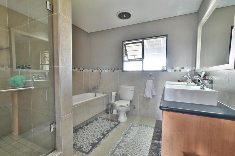 2 Bedroom Property for Sale in Sandton Central Gauteng