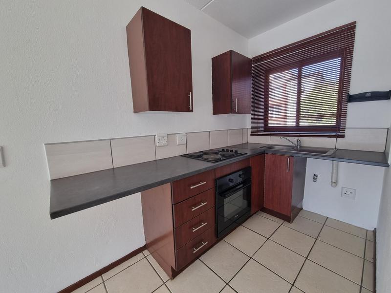 To Let 2 Bedroom Property for Rent in Honeydew Gauteng