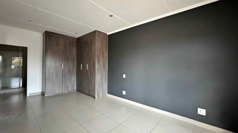 To Let 2 Bedroom Property for Rent in Morningside Gauteng