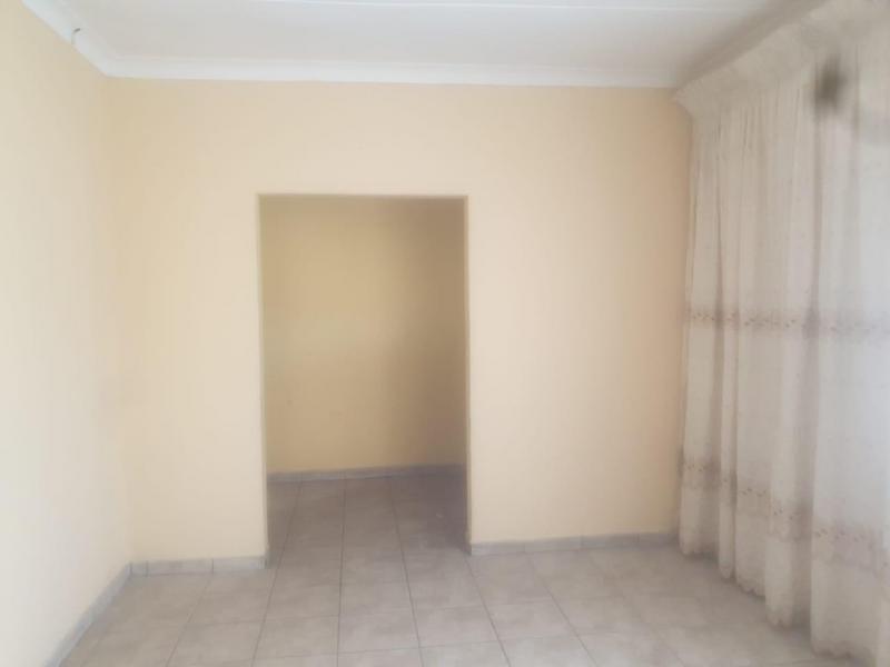 2 Bedroom Property for Sale in South Hills Gauteng