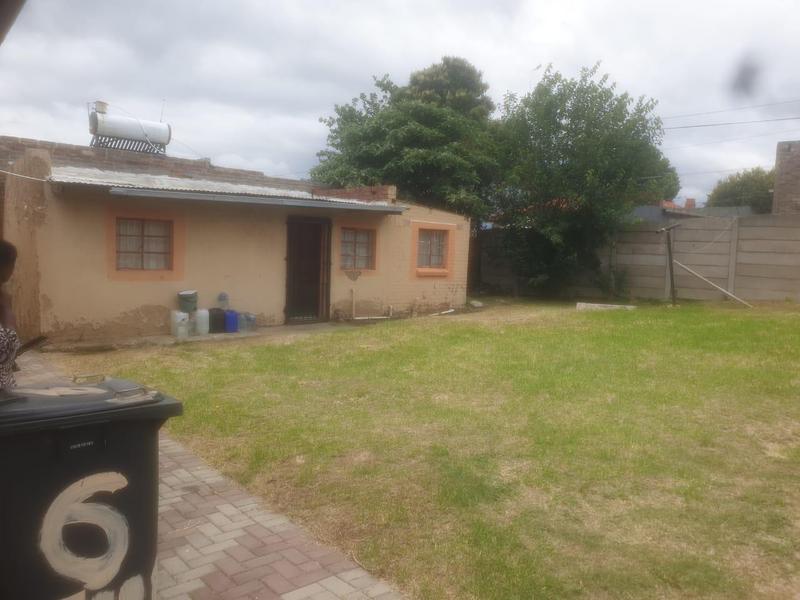 2 Bedroom Property for Sale in South Hills Gauteng