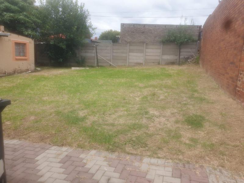 2 Bedroom Property for Sale in South Hills Gauteng