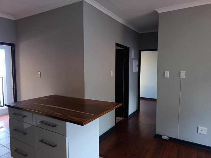 2 Bedroom Property for Sale in Northcliff Gauteng