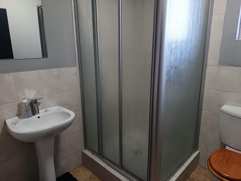 2 Bedroom Property for Sale in Northcliff Gauteng