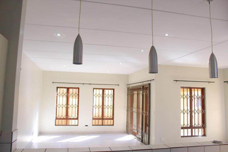 To Let 3 Bedroom Property for Rent in Broadacres Gauteng