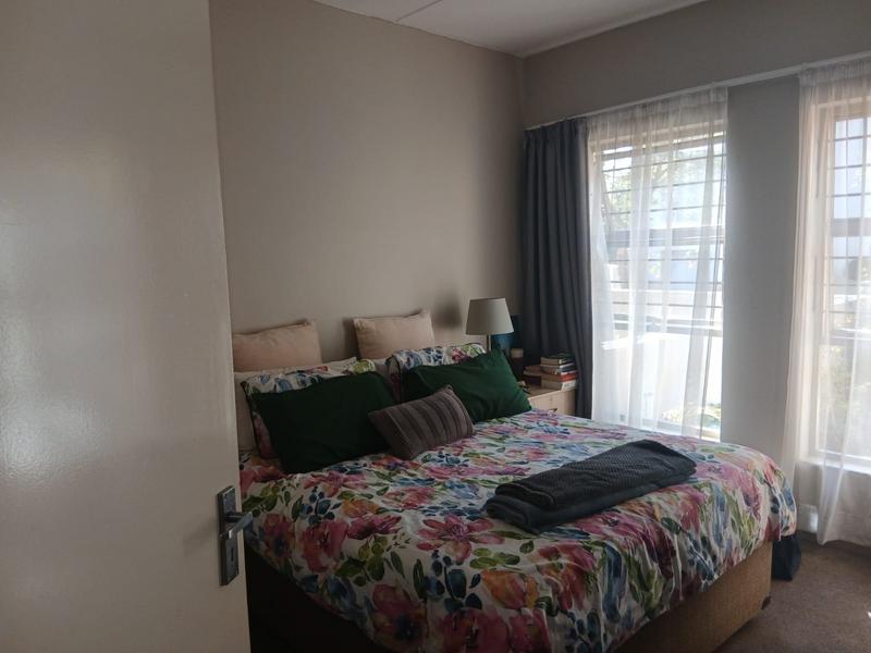 To Let 1 Bedroom Property for Rent in Lonehill Gauteng