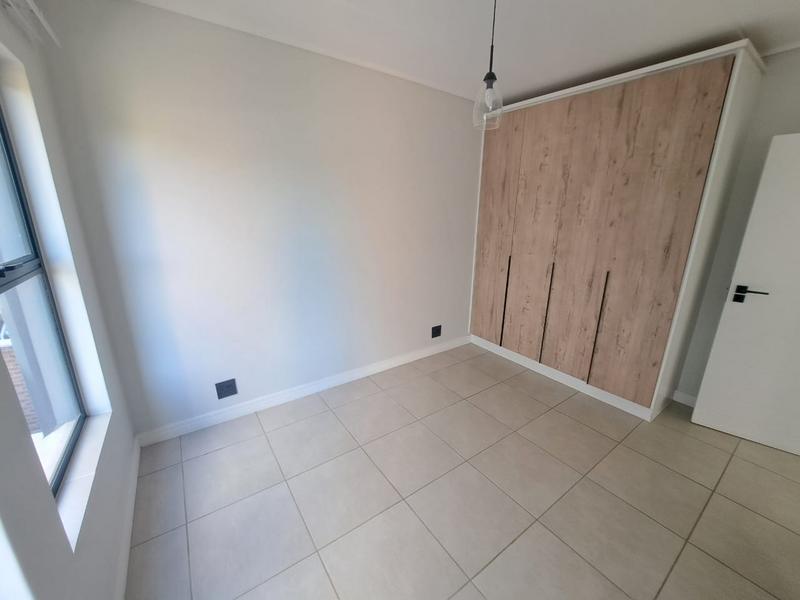 To Let 2 Bedroom Property for Rent in Mooikloof Gauteng