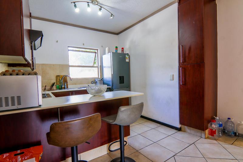 2 Bedroom Property for Sale in Lonehill Gauteng
