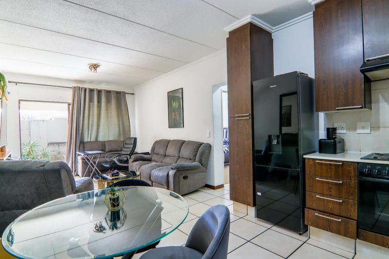 1 Bedroom Property for Sale in Lonehill Gauteng