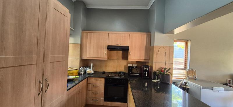 To Let 3 Bedroom Property for Rent in Midstream Estate Gauteng