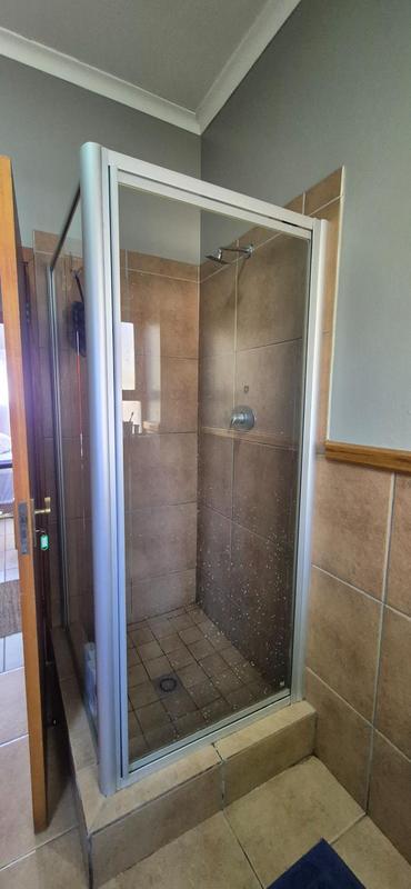 To Let 3 Bedroom Property for Rent in Midstream Estate Gauteng