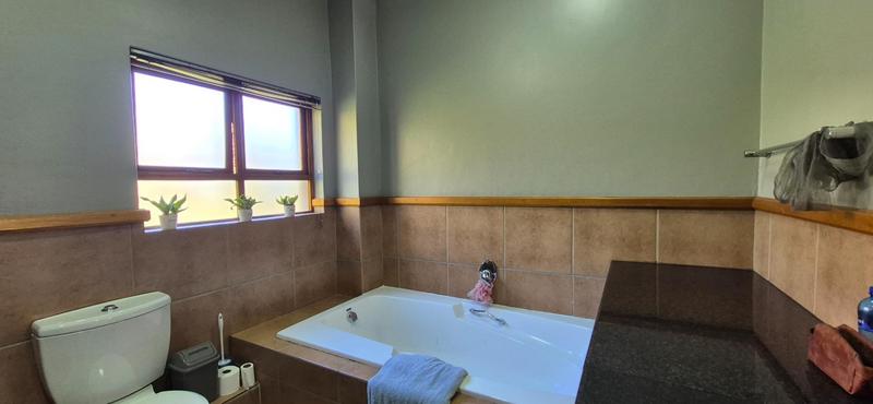 To Let 3 Bedroom Property for Rent in Midstream Estate Gauteng