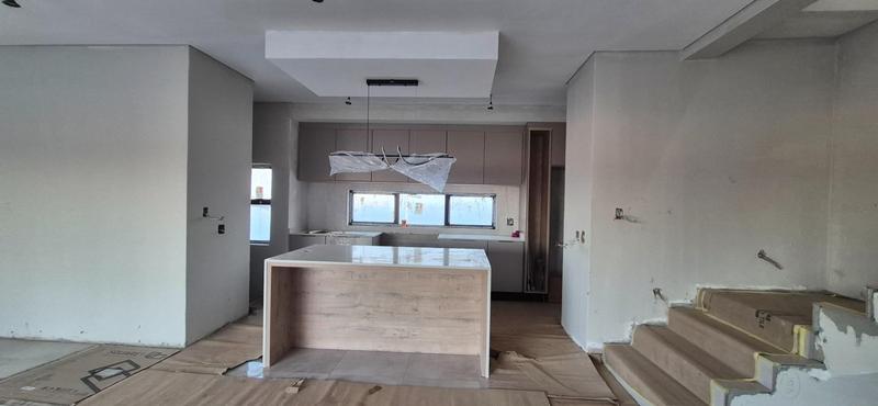 4 Bedroom Property for Sale in Fountainbrook Estate Gauteng