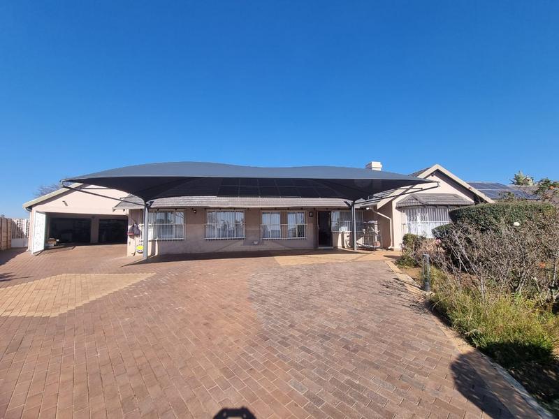 5 Bedroom Property for Sale in Alberante Gauteng