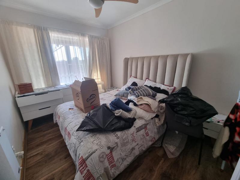 5 Bedroom Property for Sale in Alberante Gauteng
