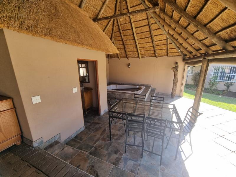 5 Bedroom Property for Sale in Alberante Gauteng