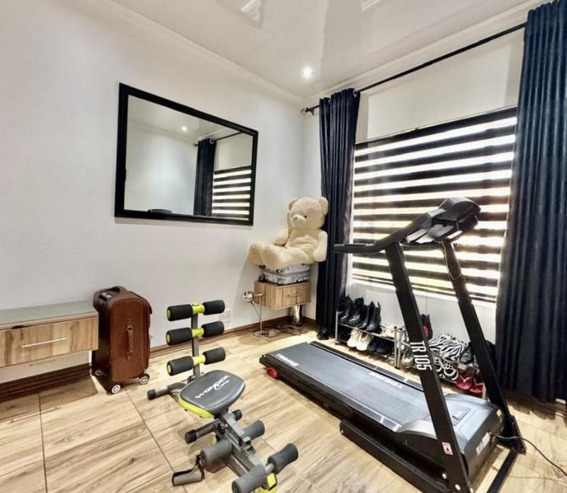 3 Bedroom Property for Sale in Brackendowns Gauteng