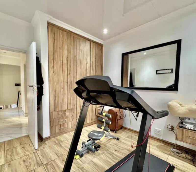 3 Bedroom Property for Sale in Brackendowns Gauteng