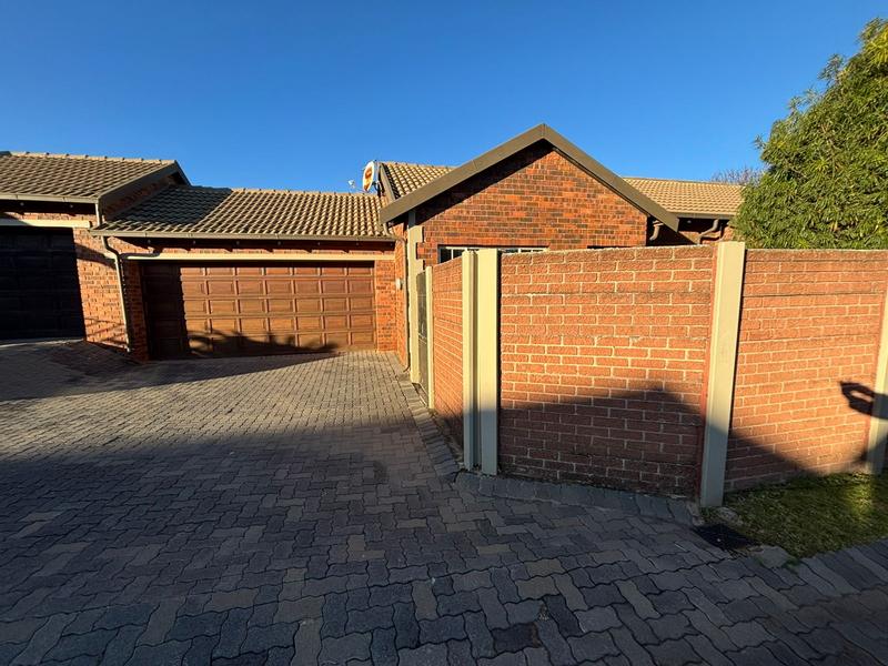 3 Bedroom Property for Sale in Bergbron Gauteng