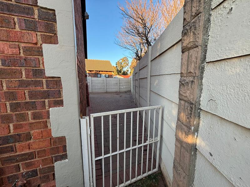 3 Bedroom Property for Sale in Bergbron Gauteng