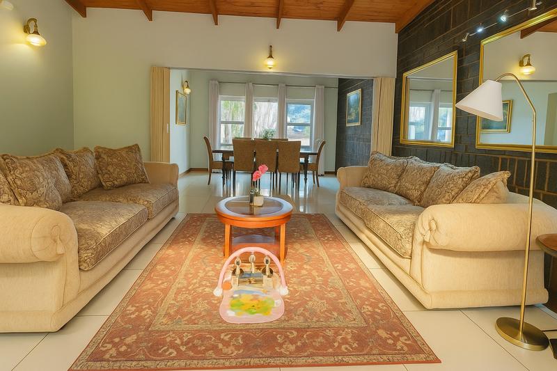 5 Bedroom Property for Sale in Wierda Park Gauteng