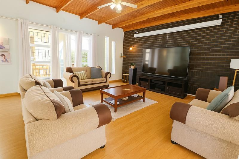 5 Bedroom Property for Sale in Wierda Park Gauteng