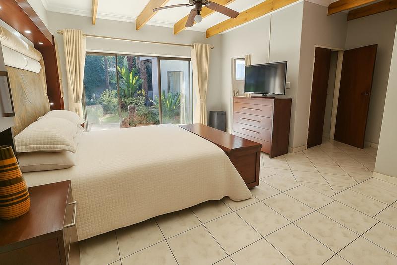 5 Bedroom Property for Sale in Wierda Park Gauteng