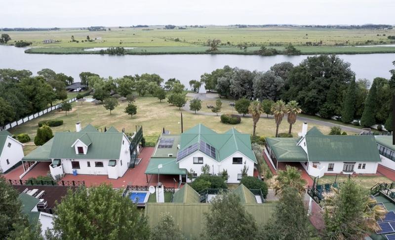 5 Bedroom Property for Sale in Vaalview Gauteng
