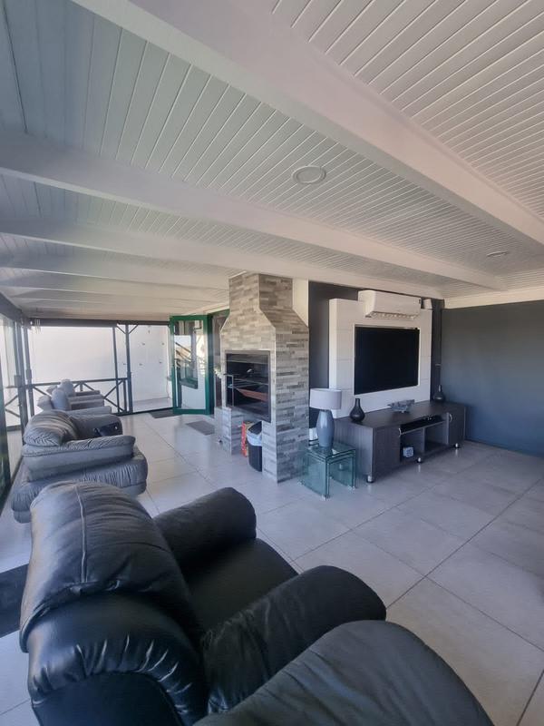 5 Bedroom Property for Sale in Vaalview Gauteng