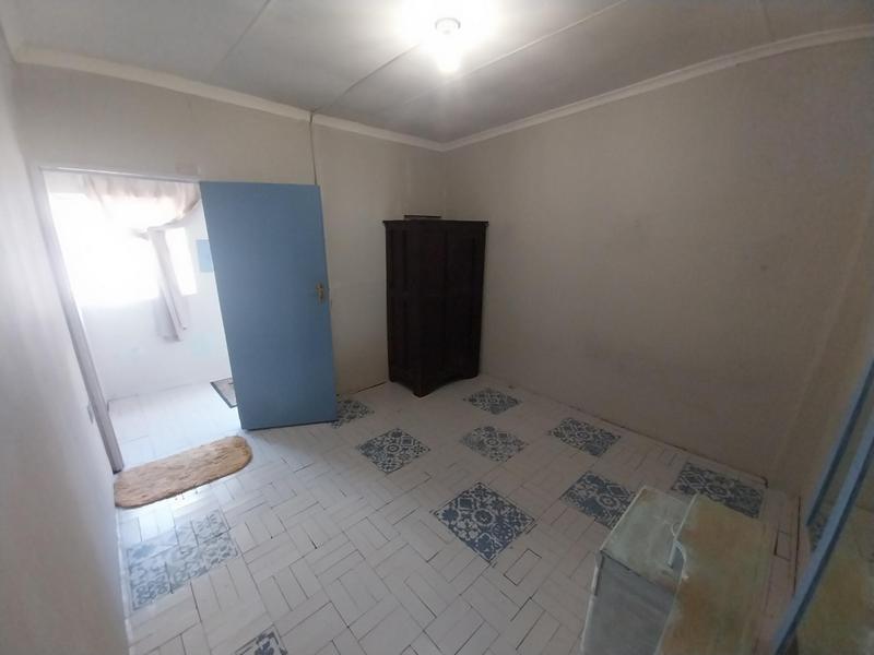 To Let 2 Bedroom Property for Rent in Laudium Gauteng