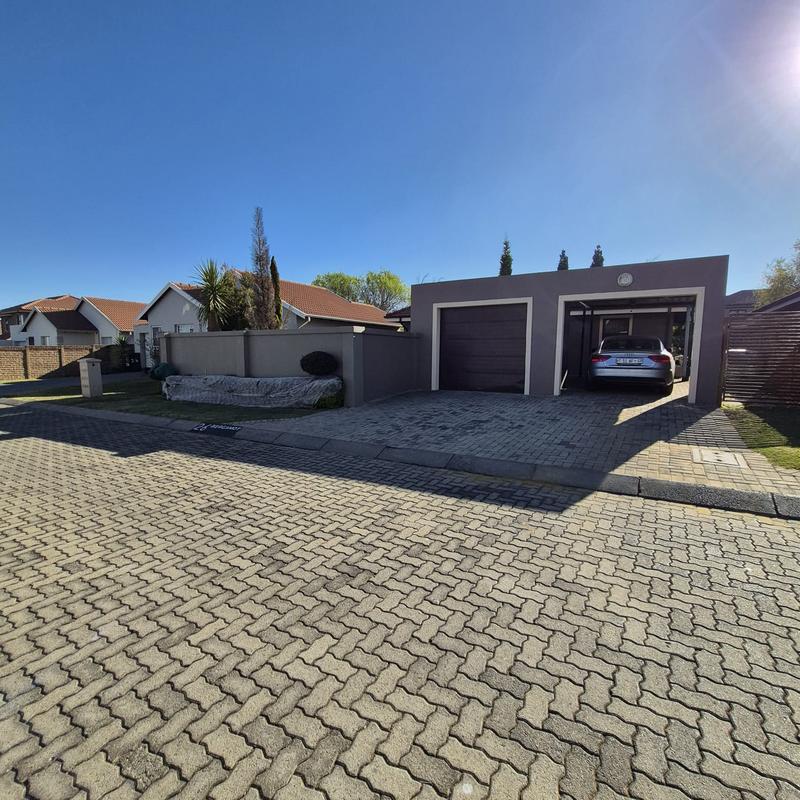 3 Bedroom Property for Sale in Parkrand Gauteng