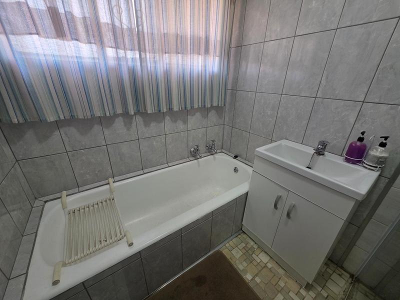 3 Bedroom Property for Sale in Elspark Gauteng
