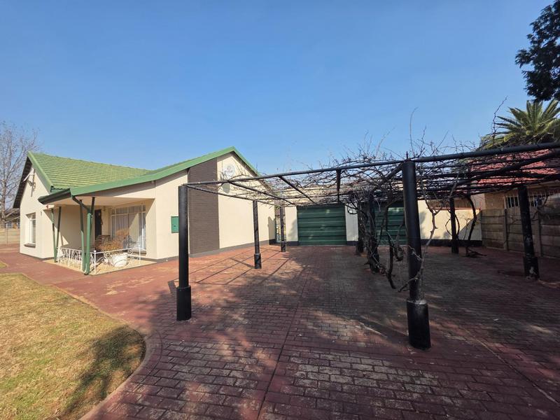 3 Bedroom Property for Sale in Elspark Gauteng