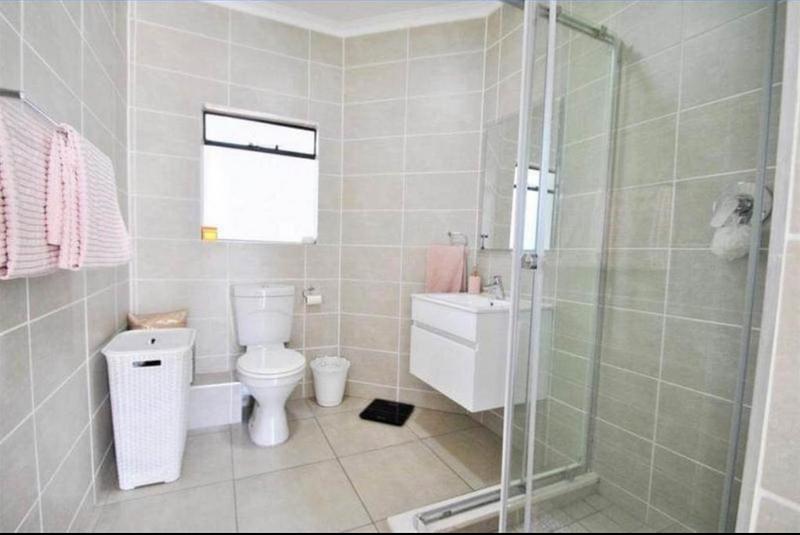 To Let 2 Bedroom Property for Rent in Linbro Park Gauteng