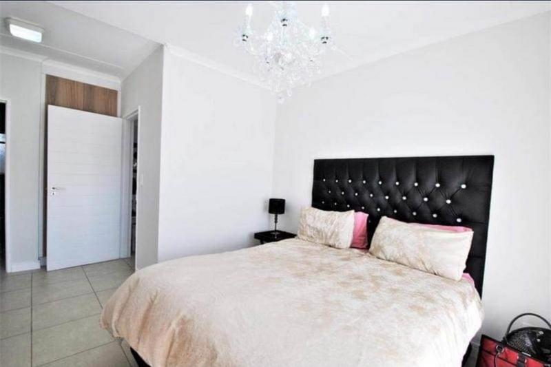 To Let 2 Bedroom Property for Rent in Linbro Park Gauteng