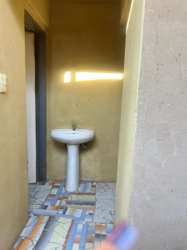 2 Bedroom Property for Sale in Tembisa Gauteng