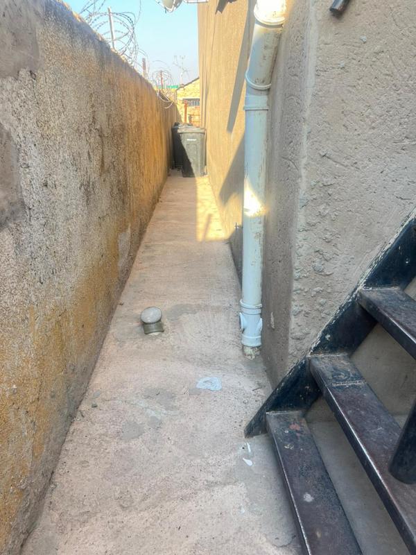 2 Bedroom Property for Sale in Tembisa Gauteng
