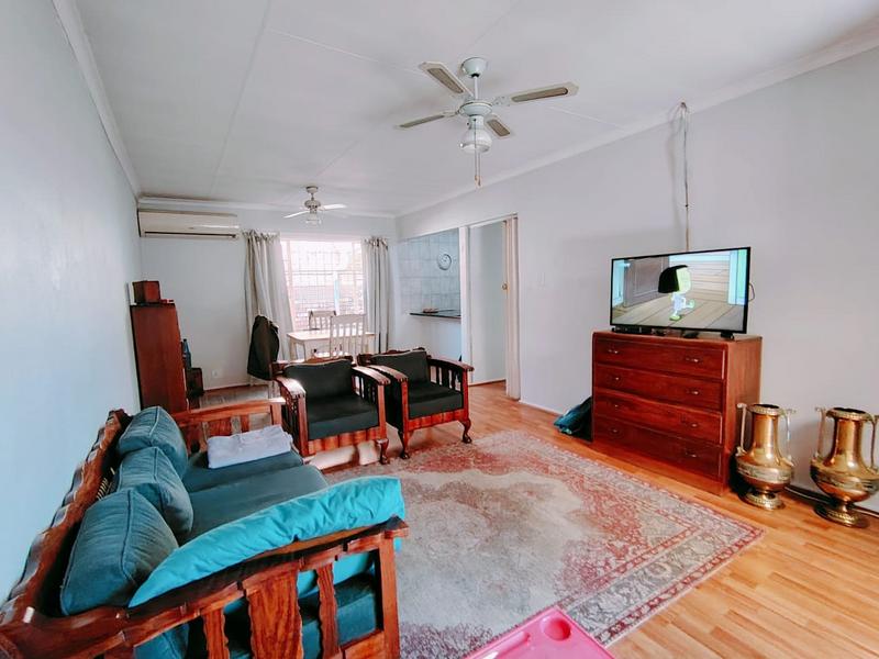 2 Bedroom Property for Sale in Eldoraigne Gauteng