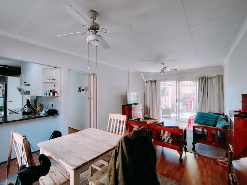 2 Bedroom Property for Sale in Eldoraigne Gauteng